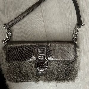 Michael kors fur clutch